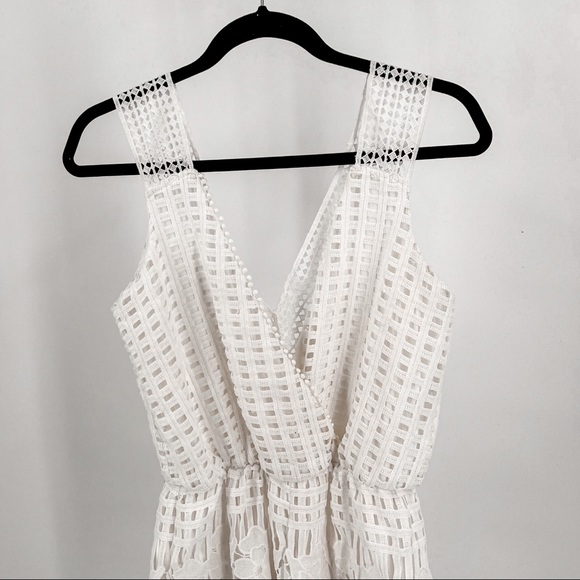 ILLA ILLA white Romper - Picture 2 of 7